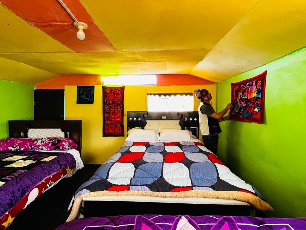 Urosfood & Titiqaqa Lodge ภายนอก รูปภาพ