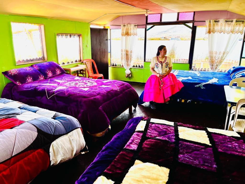 Urosfood & Titiqaqa Lodge ภายนอก รูปภาพ