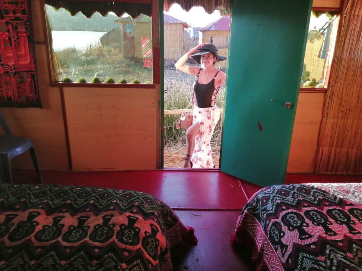 Urosfood & Titiqaqa Lodge ภายนอก รูปภาพ