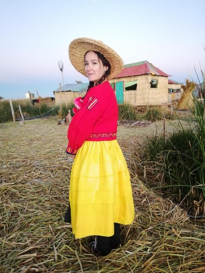 Urosfood & Titiqaqa Lodge ภายนอก รูปภาพ