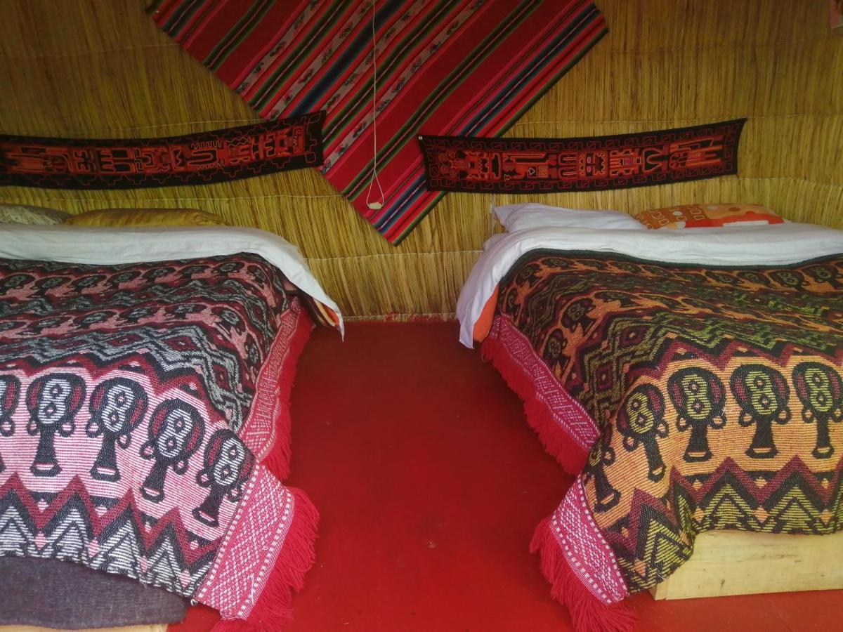 Urosfood & Titiqaqa Lodge ภายนอก รูปภาพ